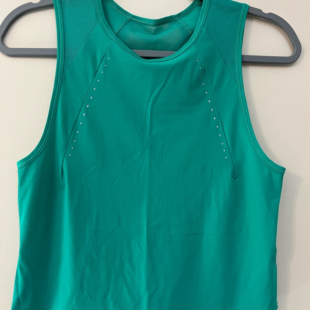 Lululemon Sculpt Cropped Tank